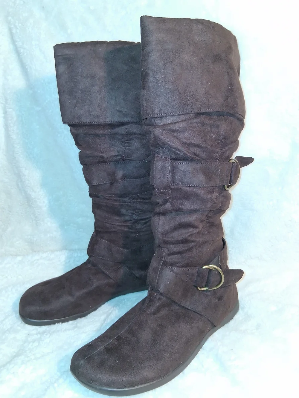Women’s Knee-High Suede Buckle Boots in Dark Brown